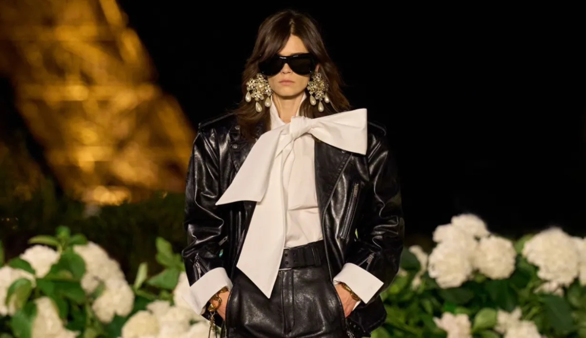 Saint Laurent , MiuMiu , COS , The Row , Coach , Prada , Bottega Veneta , Loewe , Ralph Lauren , Chloé , Moncler , Versace, Burberry , Gucci , Skims , Balenciaga , Jacquemus , Alaïa , Stone Island , Valentino