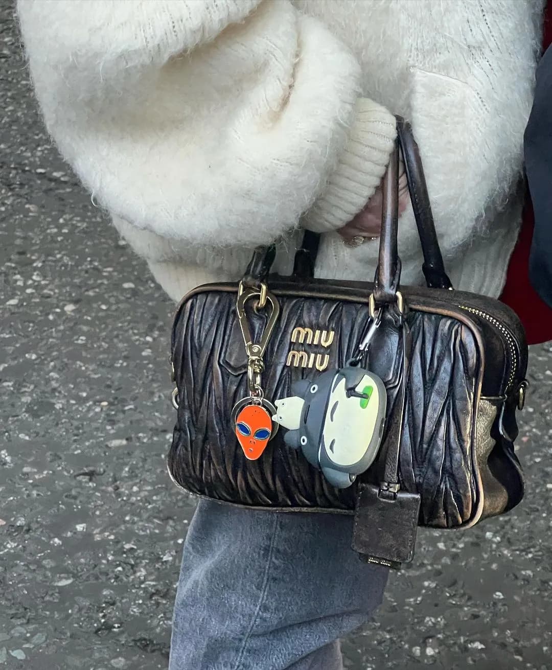 ตุ๊กตาห้อยกระเป๋า