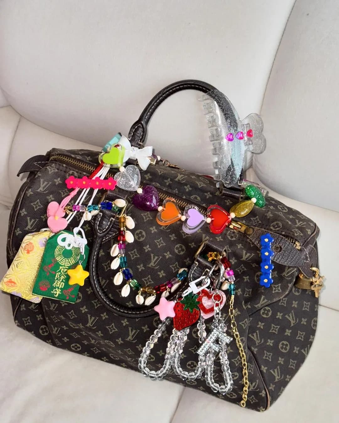 ตุ๊กตาห้อยกระเป๋า