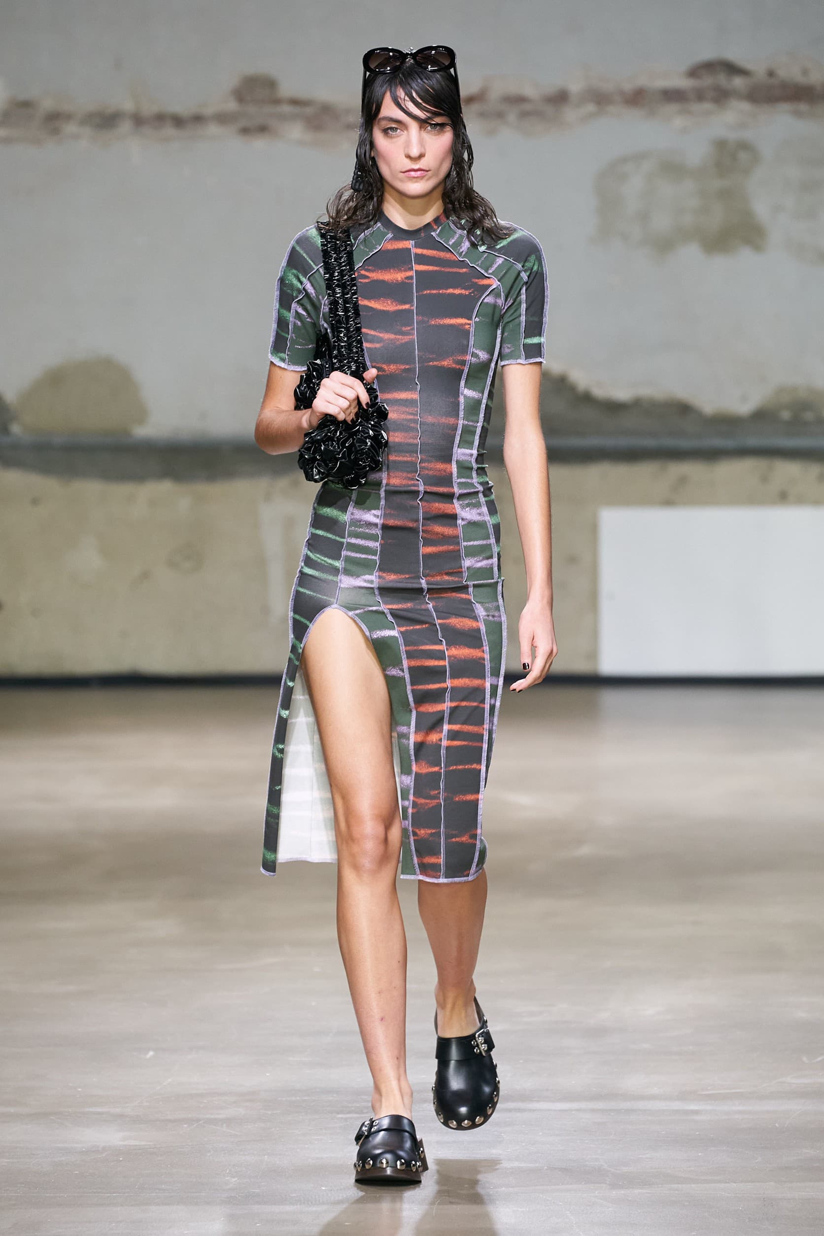 Ester Manas, Ester Manas SS23, PFW, สาวอวบ, แฟชั่นสาวอวบ, แฟชั่นผู้หญิง, แฟชั่นผู้หญิงอวบ, แฟชั่นคนอ้วน, นางแบบพลัสไซซ์, นางแบบพลัสไซส์, นางแบบ plus size, plus size, plus size model