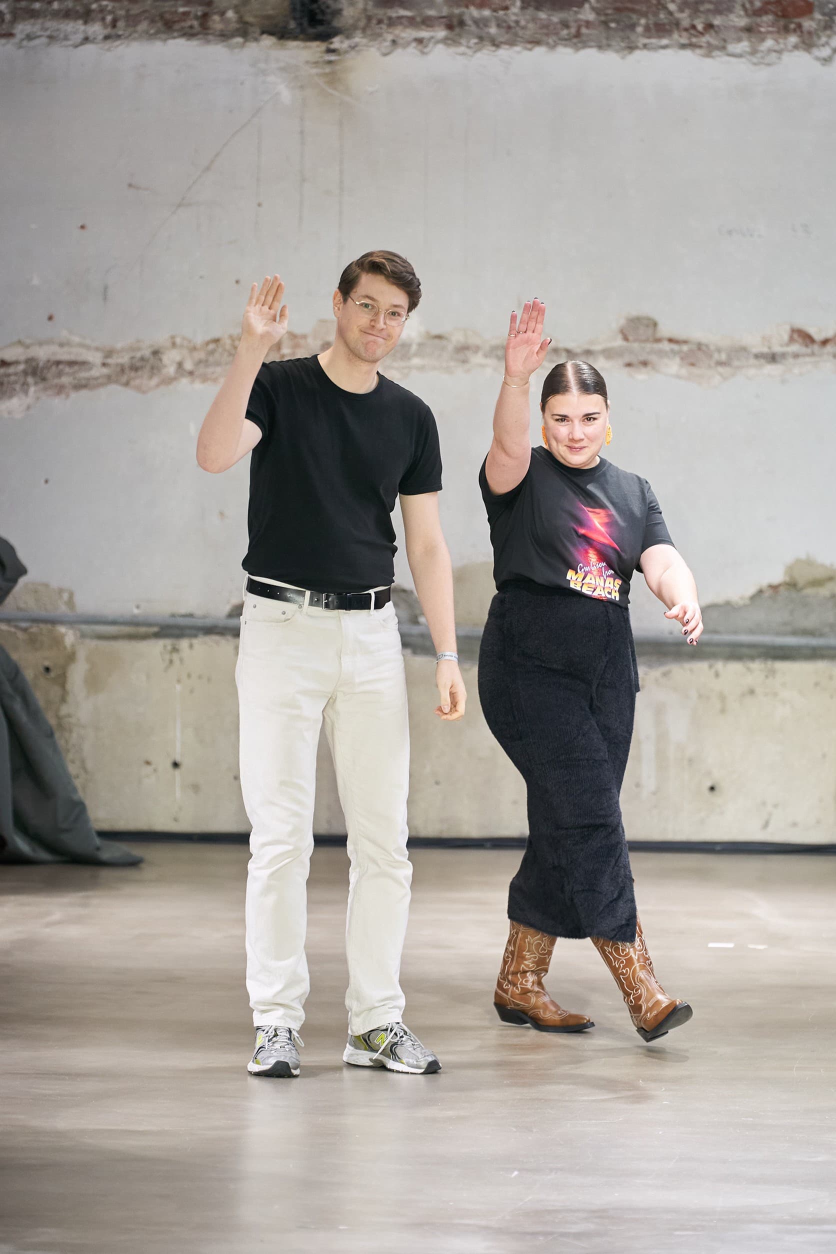 Ester Manas, Ester Manas SS23, PFW, สาวอวบ, แฟชั่นสาวอวบ, แฟชั่นผู้หญิง, แฟชั่นผู้หญิงอวบ, แฟชั่นคนอ้วน, นางแบบพลัสไซซ์, นางแบบพลัสไซส์, นางแบบ plus size, plus size, plus size model