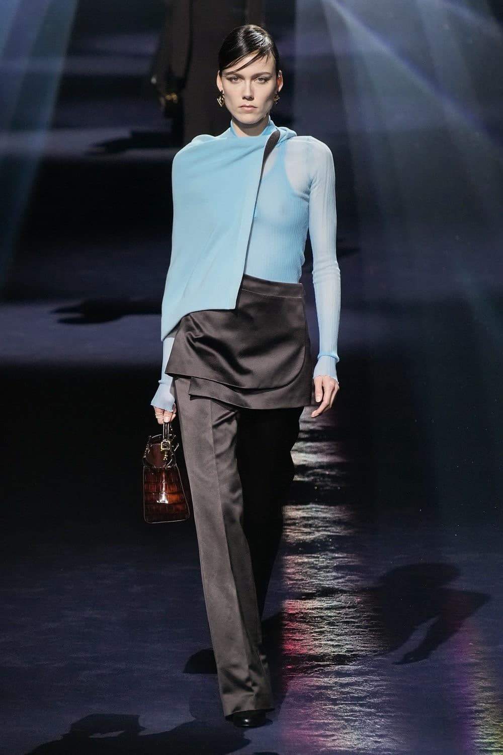 Fendi, เบลล่า ราณี, เบลล่า ราณี แคมเปญ, เบลล่า แคมเปญ, เบลล่า ราณี ig, เบลล่า fendi, fendi ambassador