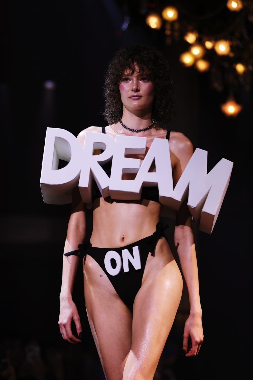 Viktor & Rolf, viktor and rolf, Viktor & Rolf haute couture, viktor and rolf haute couture