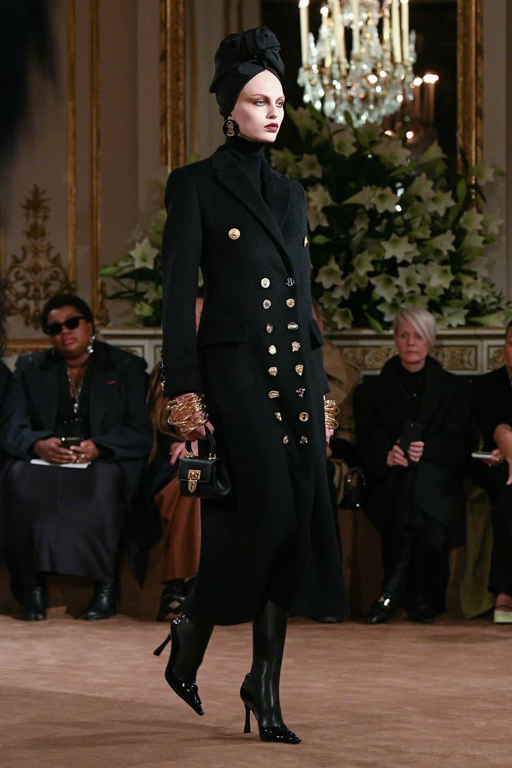 Elsa Schiaparelli, Schiaparelli, Schiaparelli runway, Schiaparelli fw23, Schiaparelli fall winter 2023, Schiaparelli fall winter, Schiaparelli haute couture, Schiaparelli couture