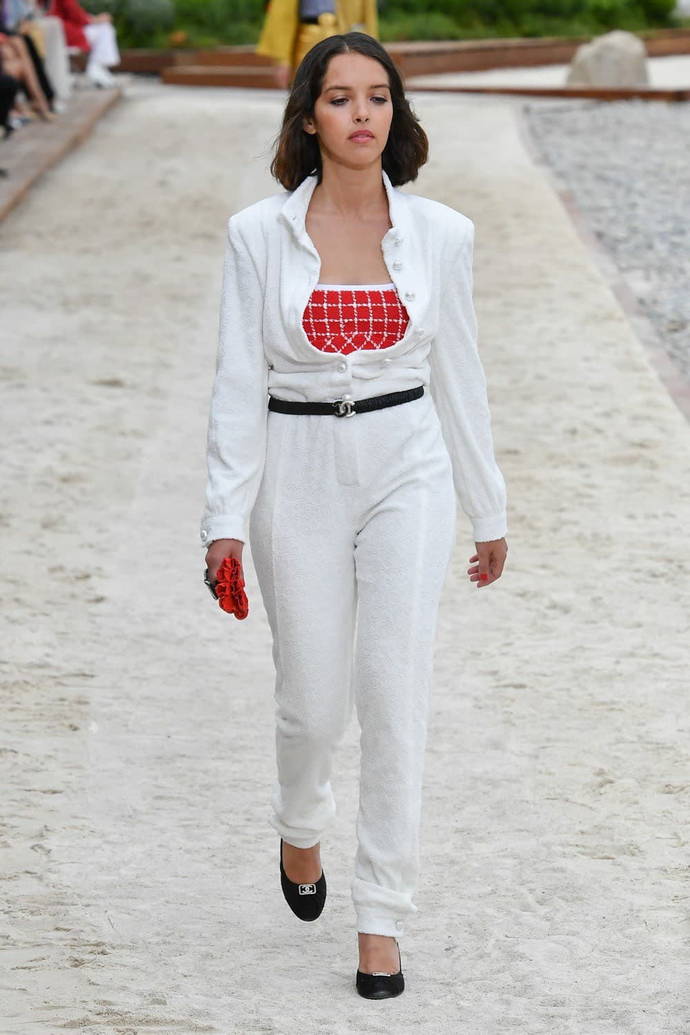 Chanel, Chanel Cruise, Chanel Cruise 2022, Chanel Cruise 22, Chanel Cruise 2022/23, Chanel Cruise กระเป๋า, Chanel กระเป๋า, Chanel เสื้อ, Chanel tweed, Chanel ราคา, ชาเนล, ชาแนล, Chanel กระเป๋า ราคา