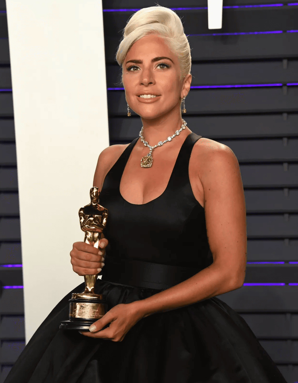 lady-gaga-the-tiffany-diamond-oscars-2019