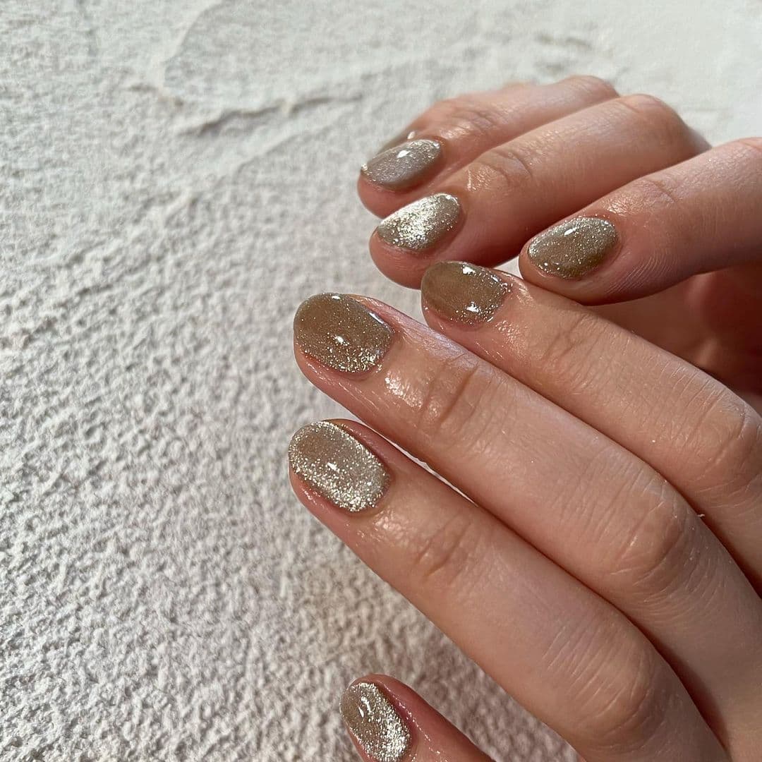 เล็บ สีลูกแก้ว