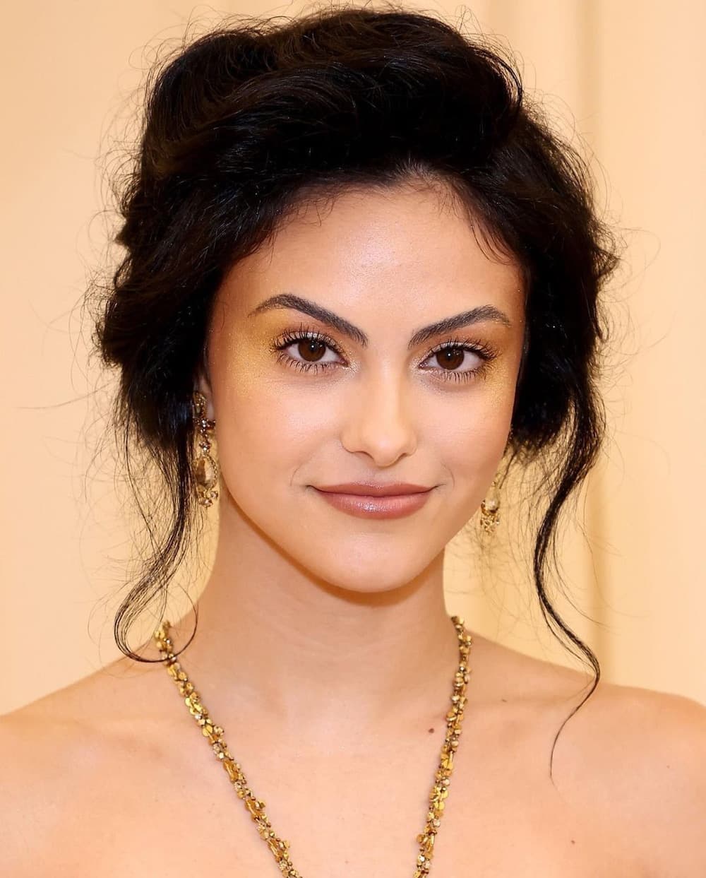 Camila Mendes