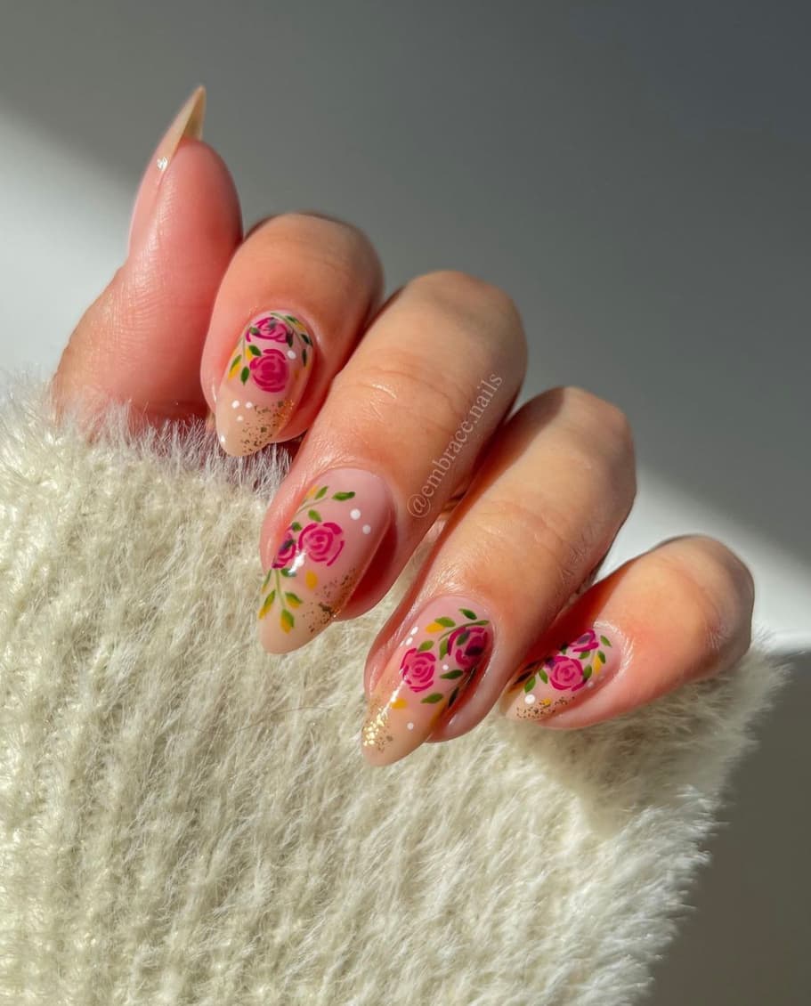 เล็บลายดอกไม้