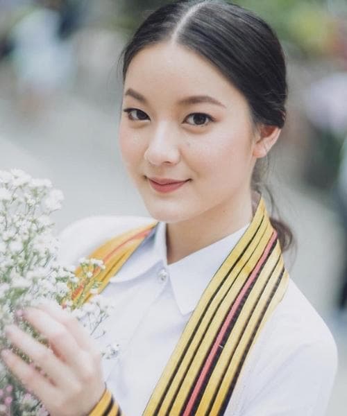 แต่งหน้ารับปริญญา