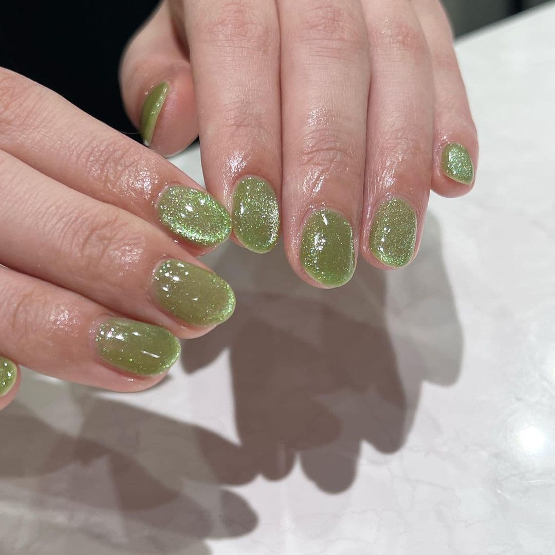 เล็บ สีลูกแก้ว