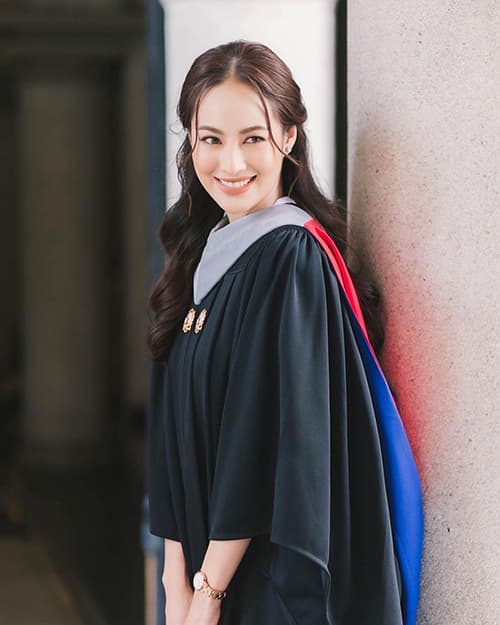 ทรงผมรับปริญญา