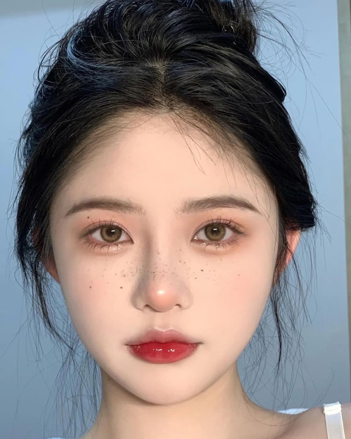 Faux Freckles Makeup