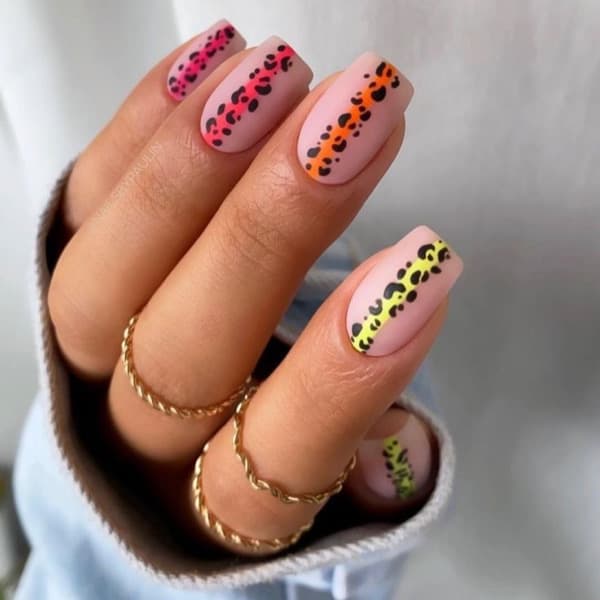 เล็บลายเสือ