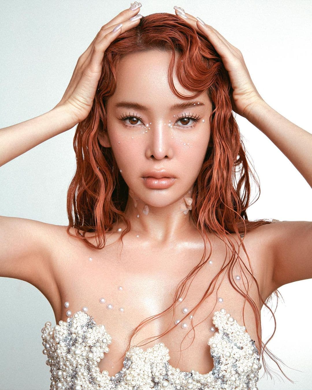 แต่งหน้า ติดเพชร