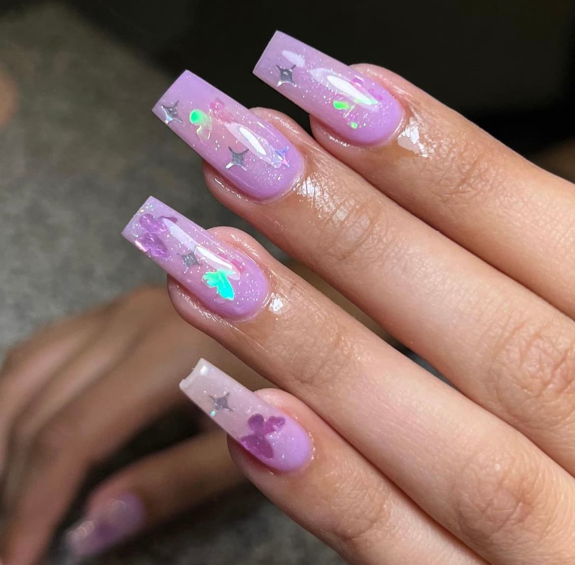 เล็บลายผีเสื้อ