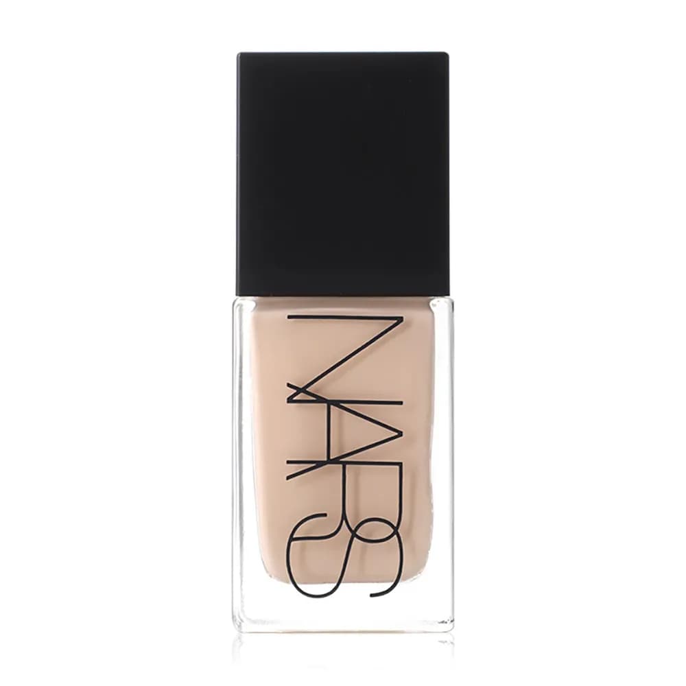 NARS Light Reflecting Foundation 