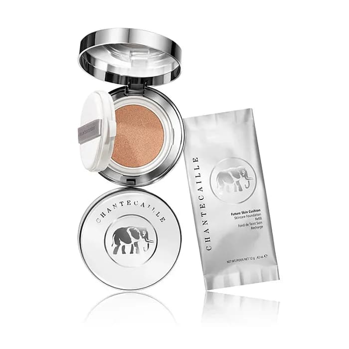 Future Skin Cushion Foundation (5,850 บาท) จาก Chantecaille
