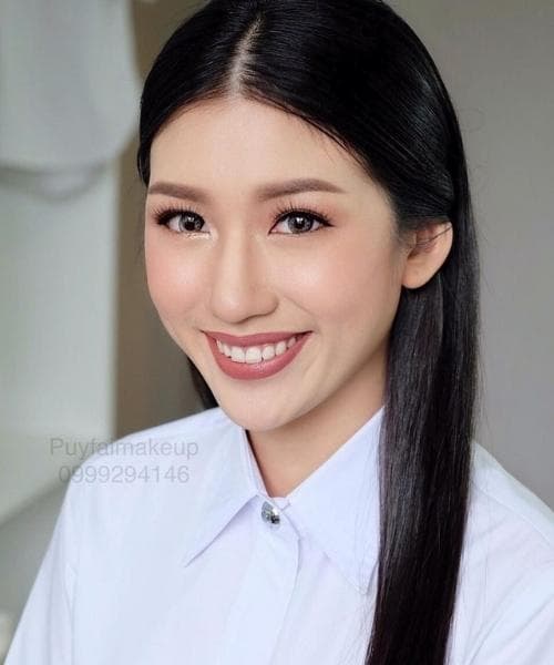 แต่งหน้ารับปริญญา