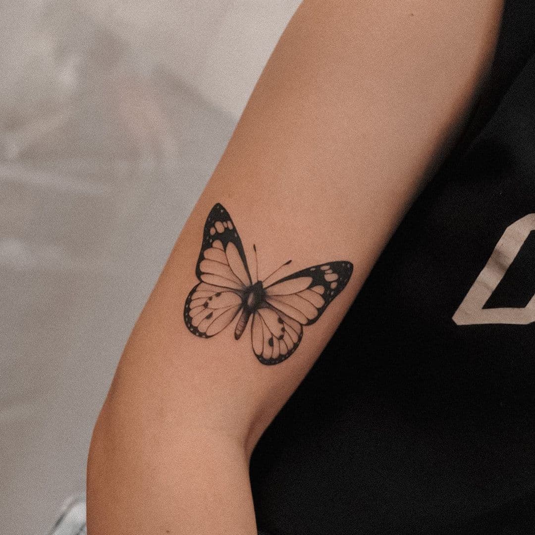 รอยสักผีเสื้อ