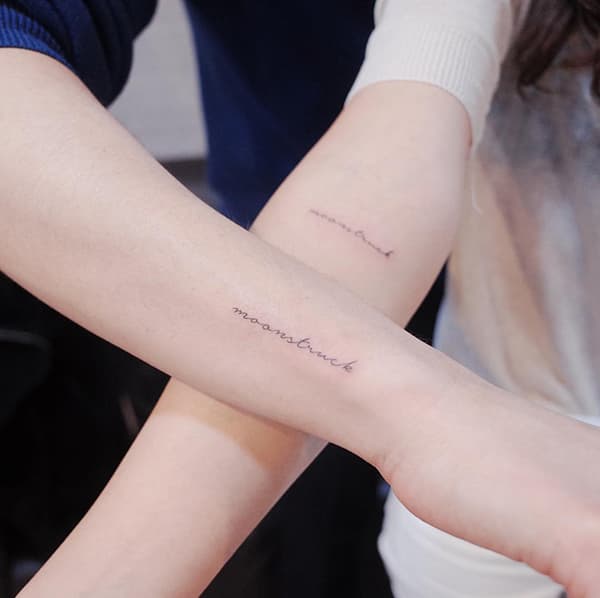 รอยสักคู่