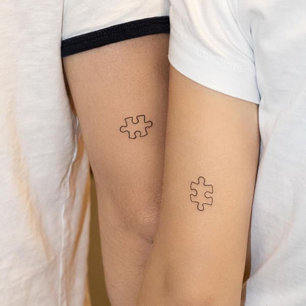 รอยสักคู่