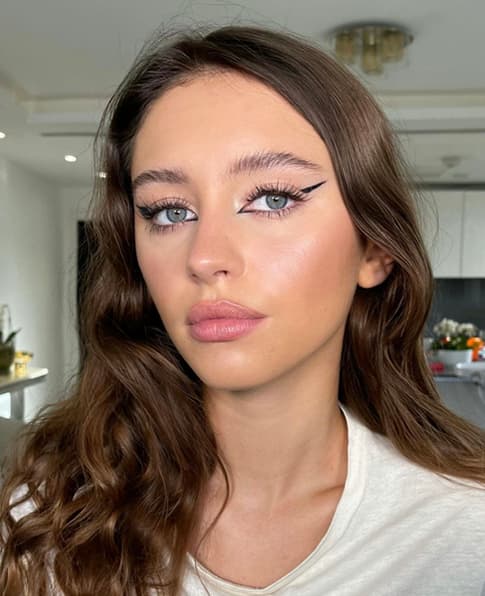 แต่งหน้าไปทะเล