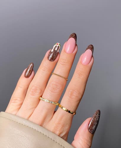 เล็บกลิตเตอร์