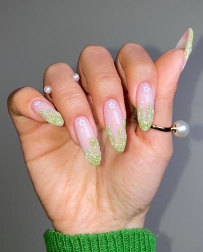 เล็บกลิตเตอร์