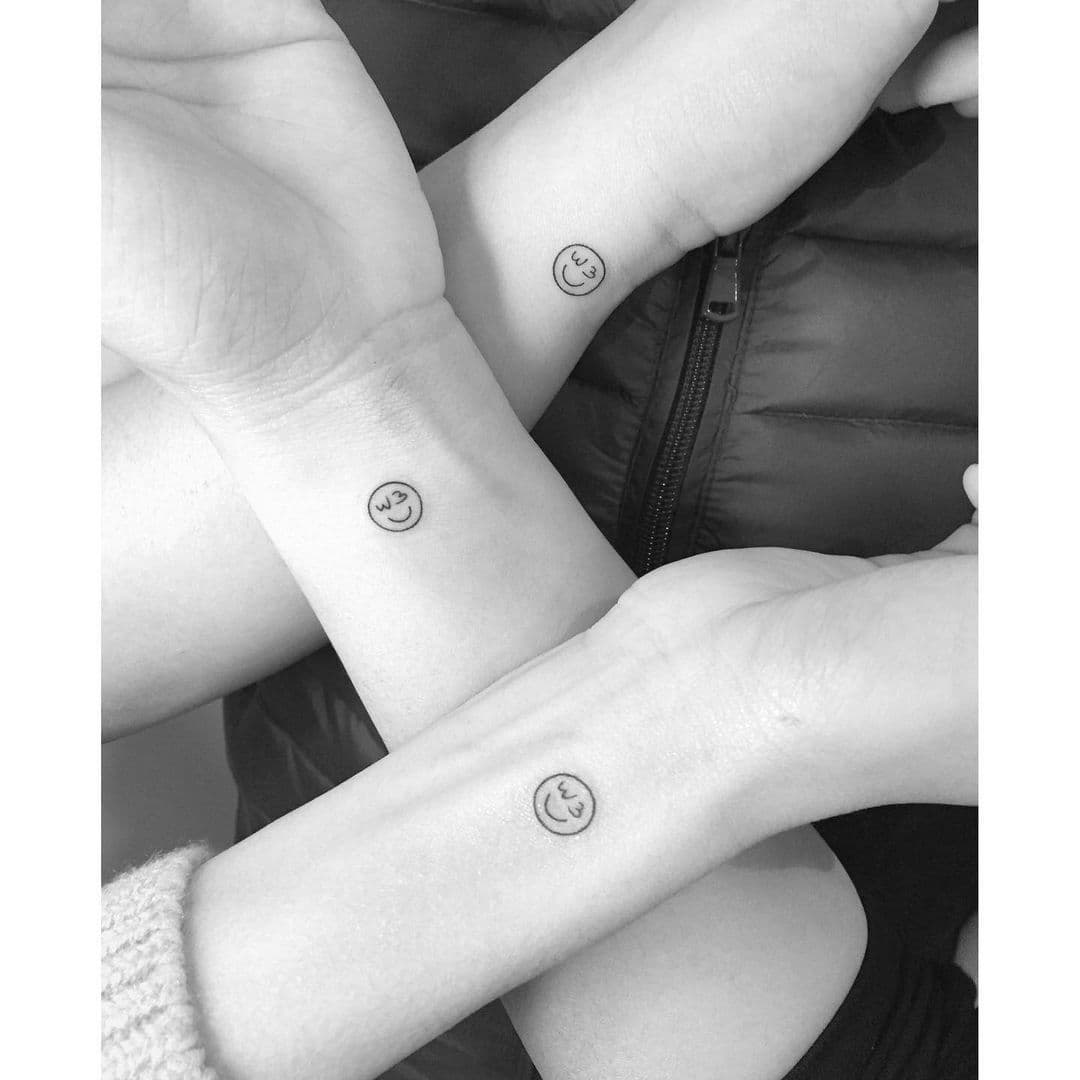 รอยสักมินิมัลสไตล์เกาหลี