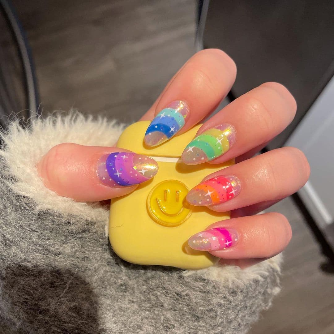 เล็บ สี รุ้ง, ทํา เล็บ สี รุ้ง