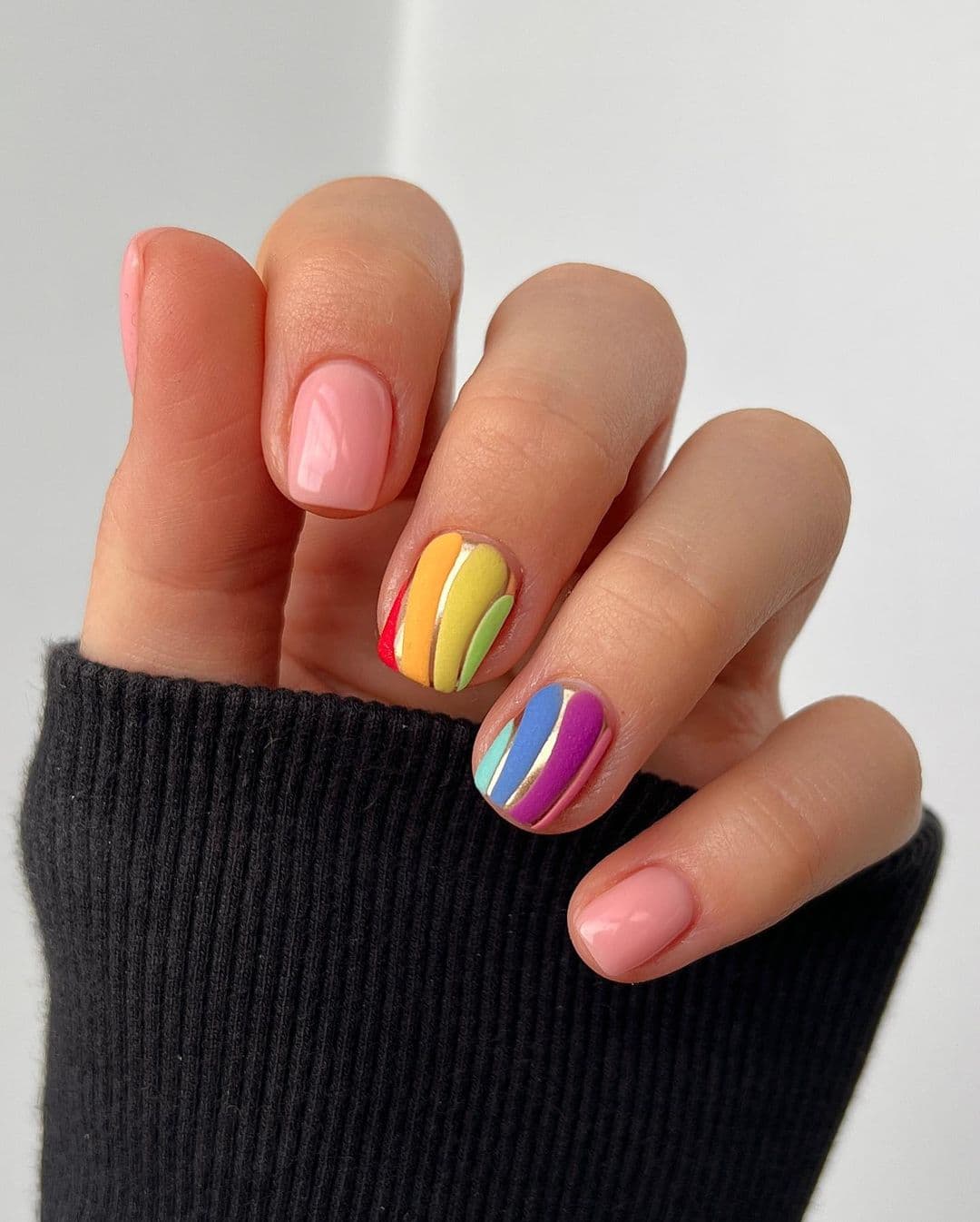 เล็บ สี รุ้ง, ทํา เล็บ สี รุ้ง