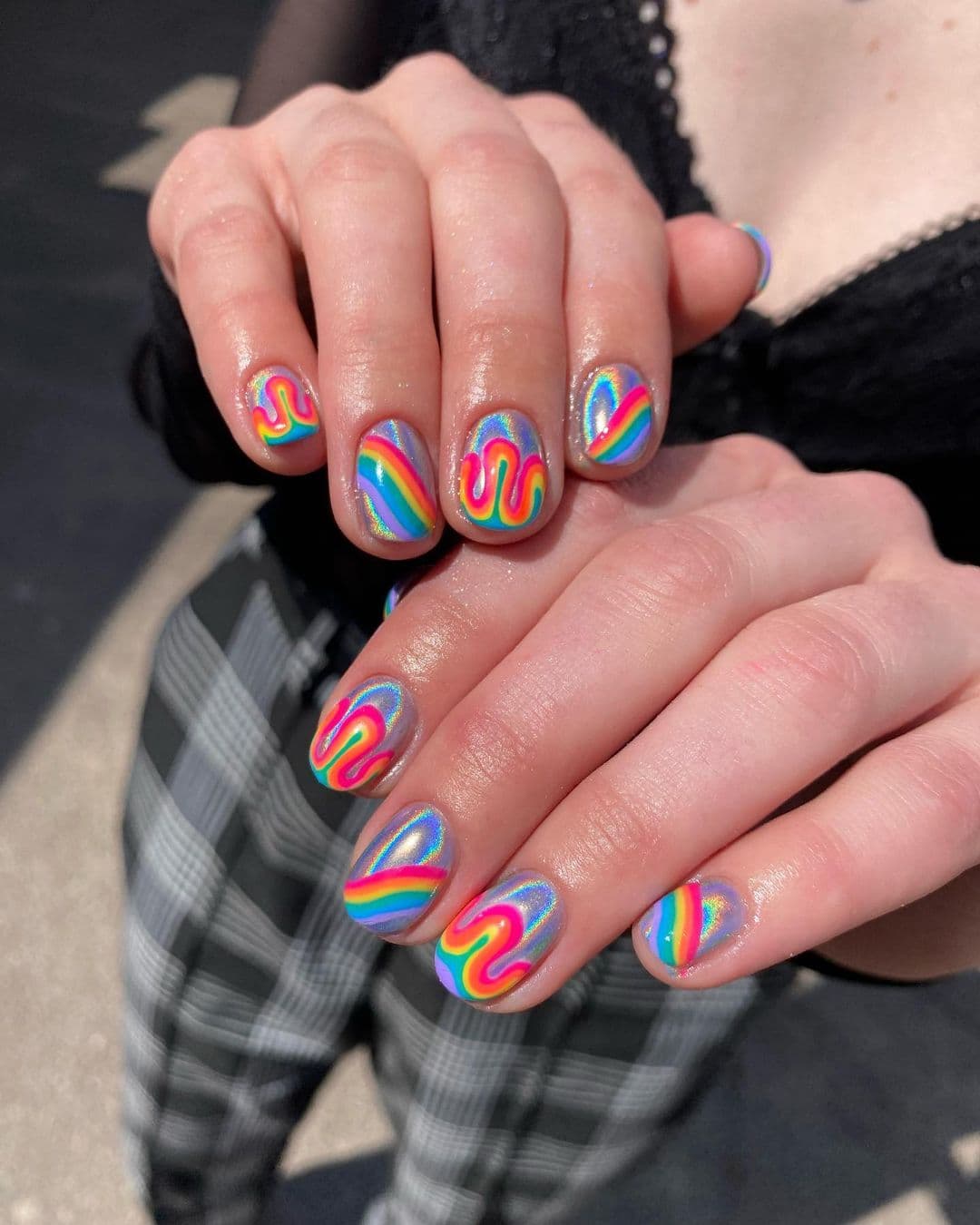 เล็บ สี รุ้ง, ทํา เล็บ สี รุ้ง