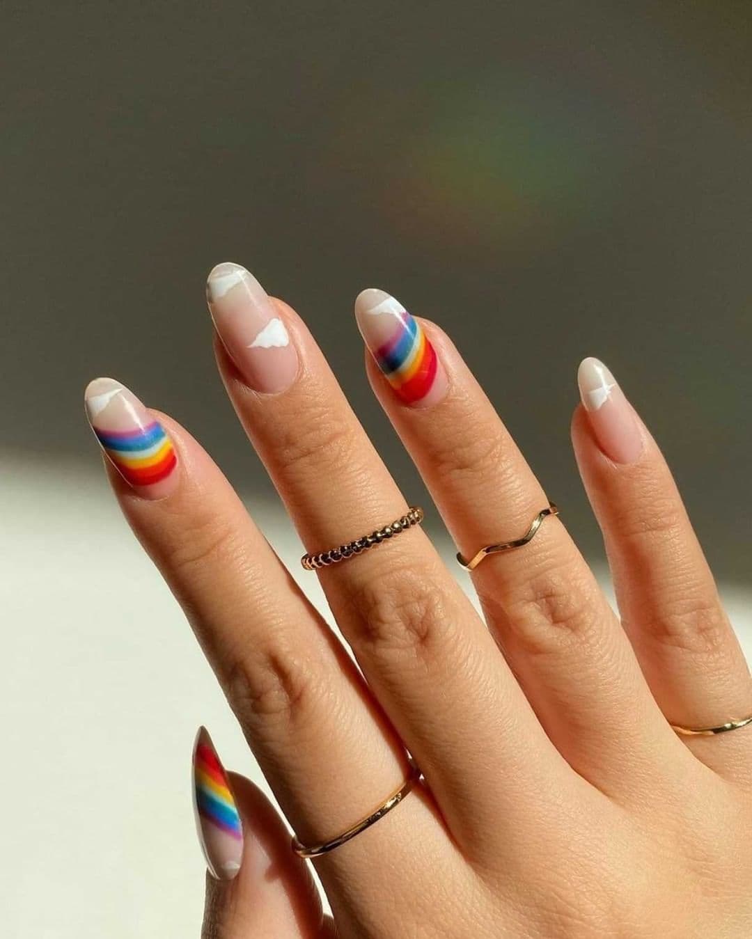 เล็บ สี รุ้ง, ทํา เล็บ สี รุ้ง