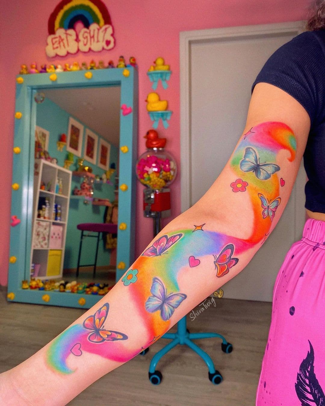 รอยสักสีรุ้ง