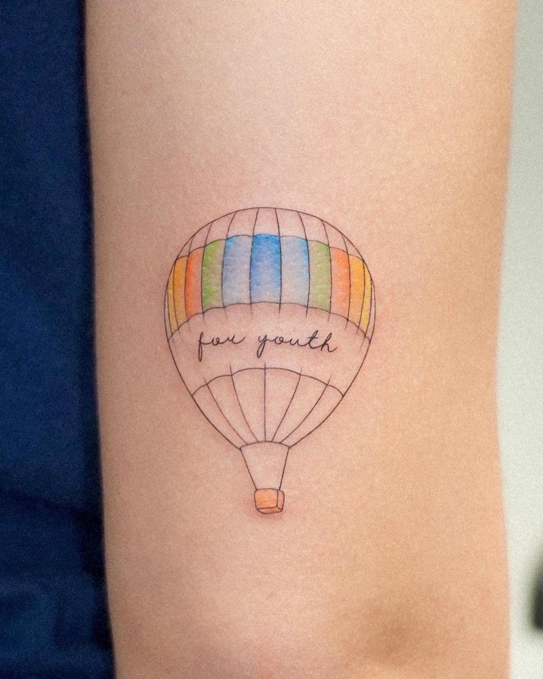 รอยสักสีรุ้ง