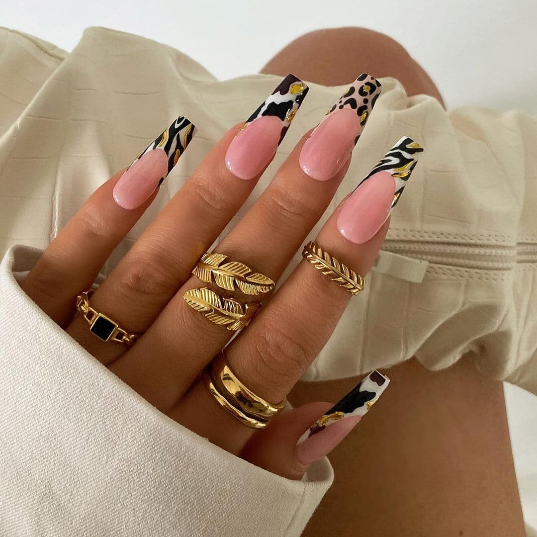 เล็บลายเสือ