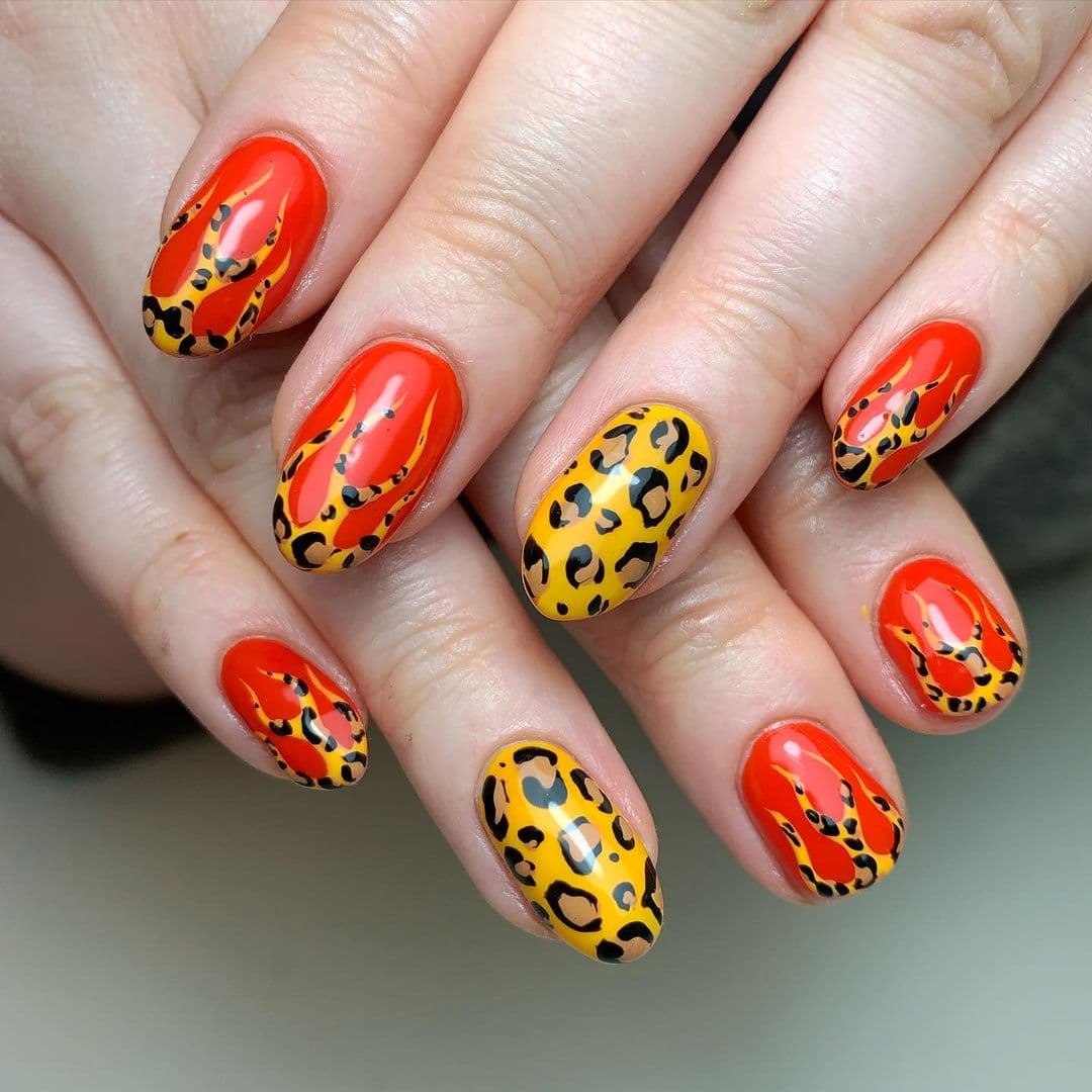 เล็บลายเสือ