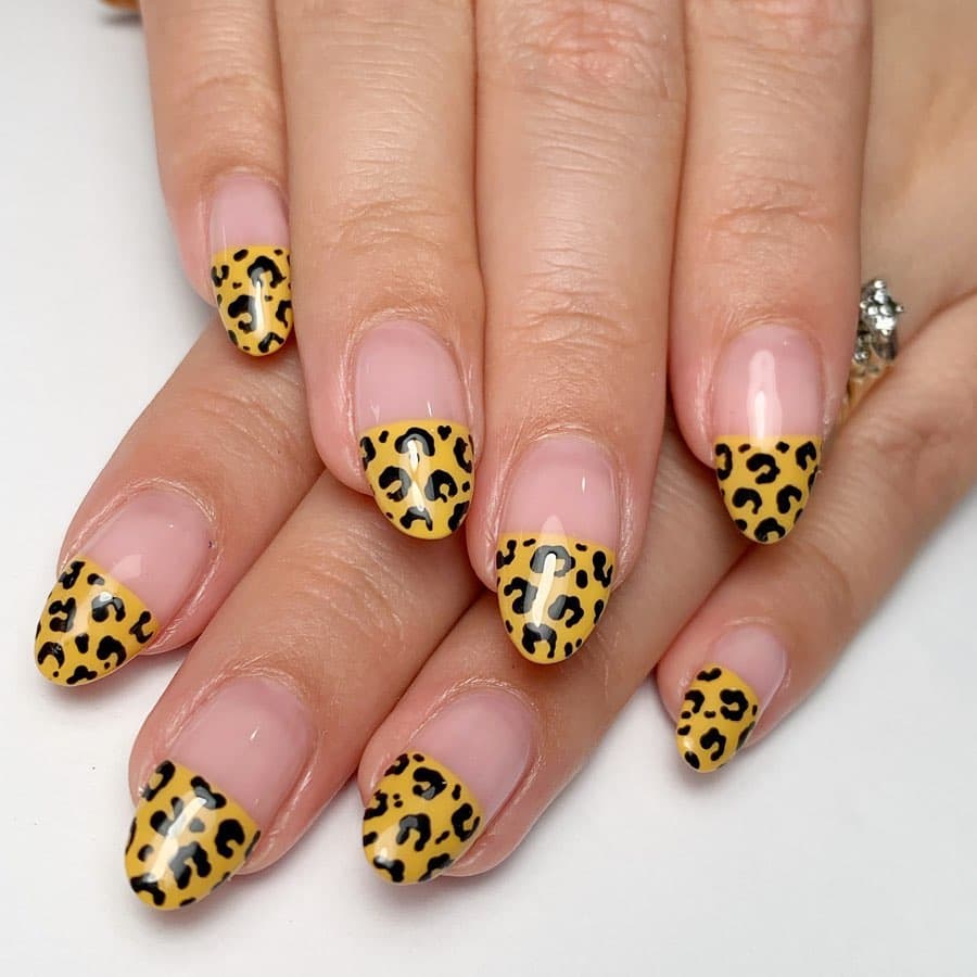 เล็บลายเสือ